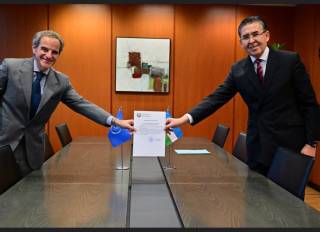 Ўзбекистон Вена конвенциясига қўшилиш учун ҳужжатни расман топширди