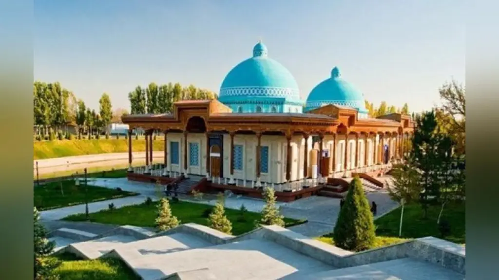 Элимиз эрки, юртимиз кўрки учун ситамлар, уқубату кулфатларга шаҳид бўлган Ватан – бу!