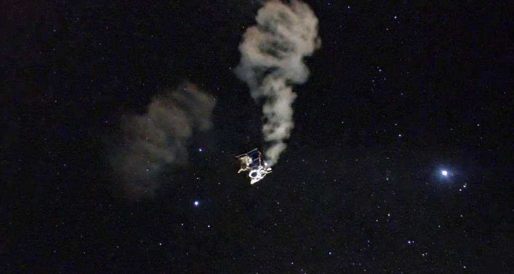 Спутник Starlink вышел из-под контроля после аномалии