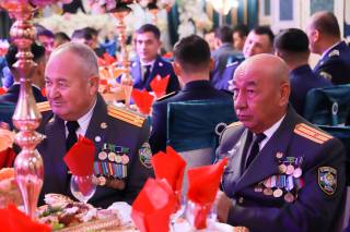 Ватан тинчлиги ва халқ осойишталиги йўлида