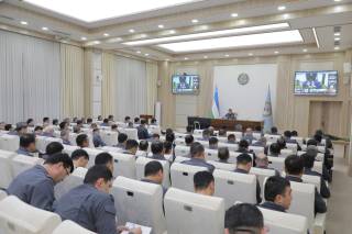 Ички ишлар вазири аҳоли хавфсизлигини таъминлашни кучайтиришга эътибор қаратди