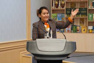 “Бобур юрган йўлларда...” номли анжуман ўтказилди