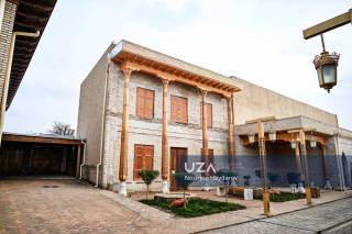 Зарқайнар – тарих ва замонавийлик уйғун кўча