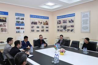 乌兹别克斯坦和阿塞拜疆加强在媒体领域的合作