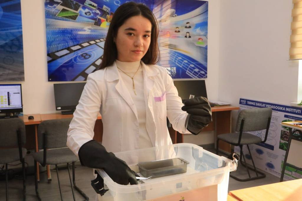 Talaba tomonidan yaratilgan innovatsion qurilma: chayon zahri tabiiy usulda olinadi
