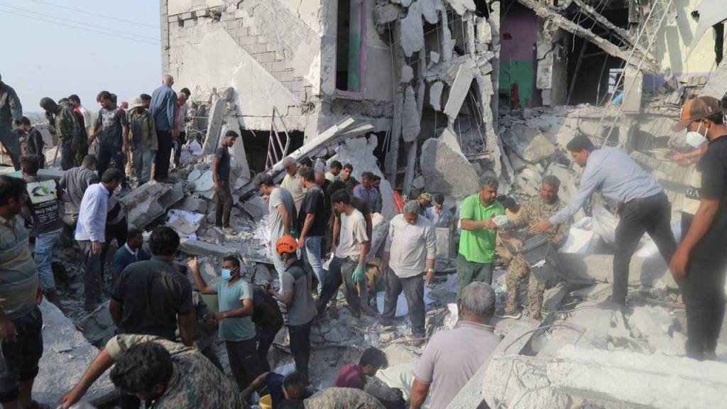 Иран заявил о 555 погибших в результате ударов США и Израиля