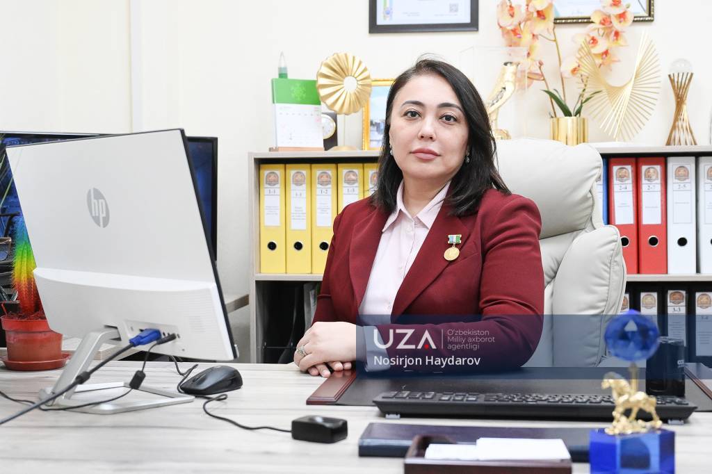 “Eng yaxshi notarius” maqomiga erishgan Zulfiyaxonim izdoshi