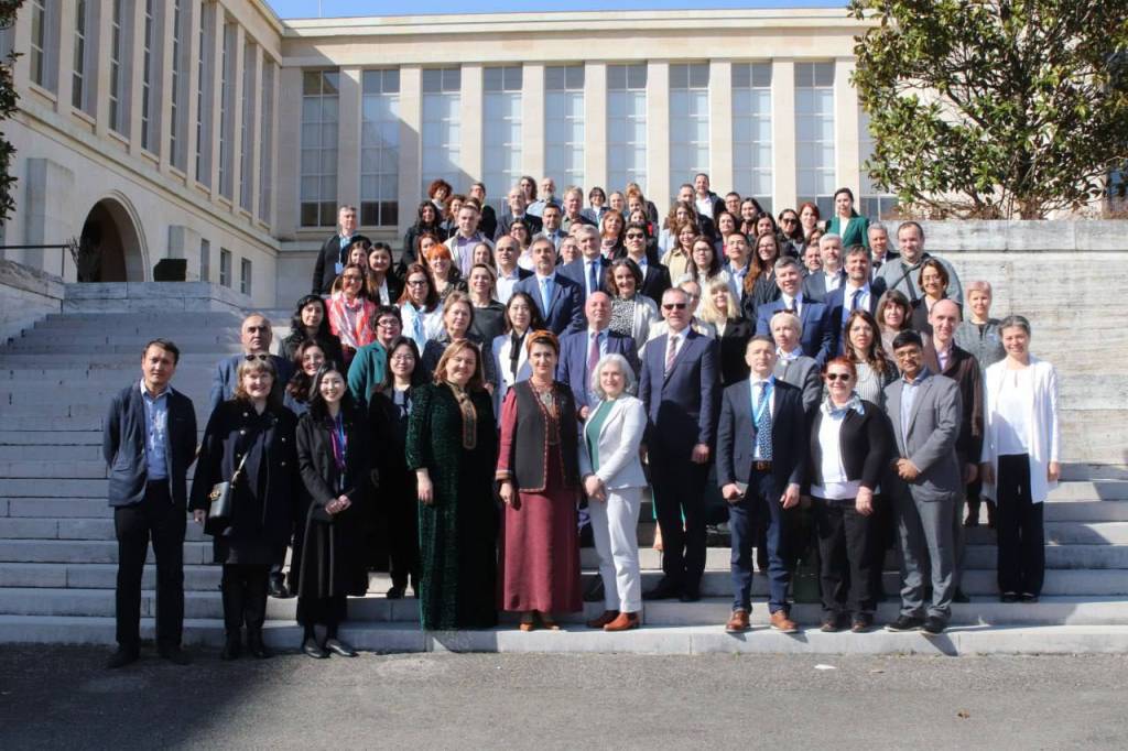 Женевада болаларга оид статистика масалалари муҳокама қилинди