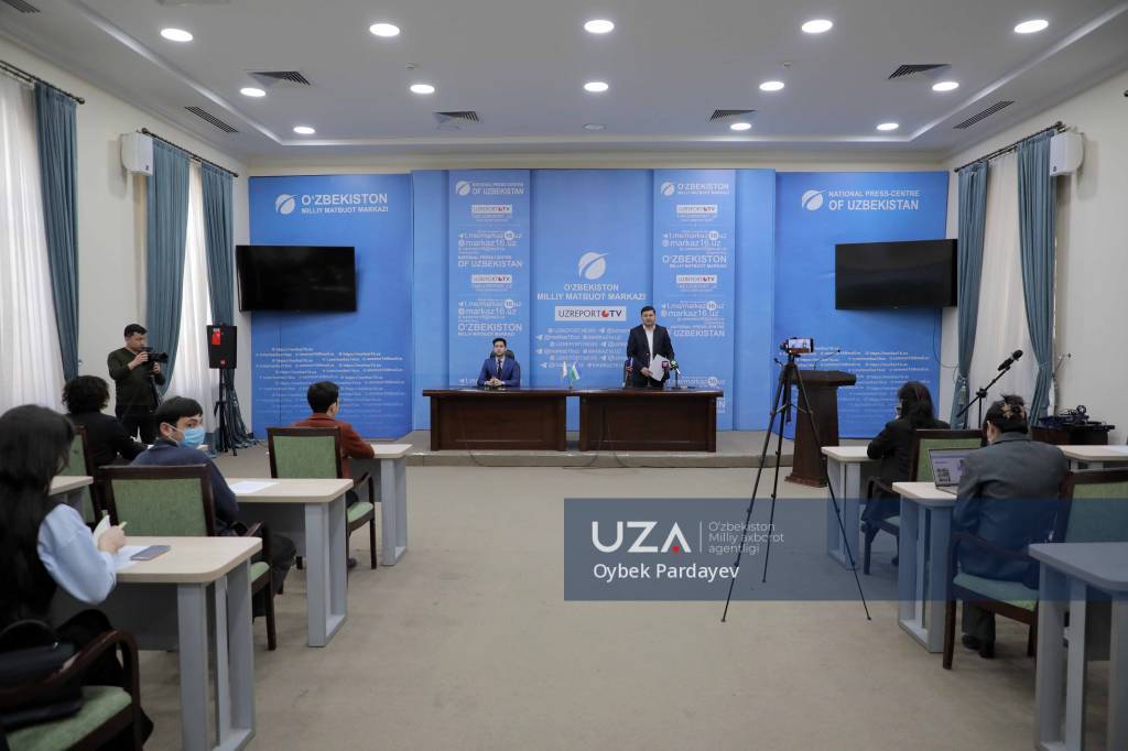 Ёш журналистлар билан очиқ мулоқот: медиа соҳасининг бугуни ва келажаги муҳокама қилинди