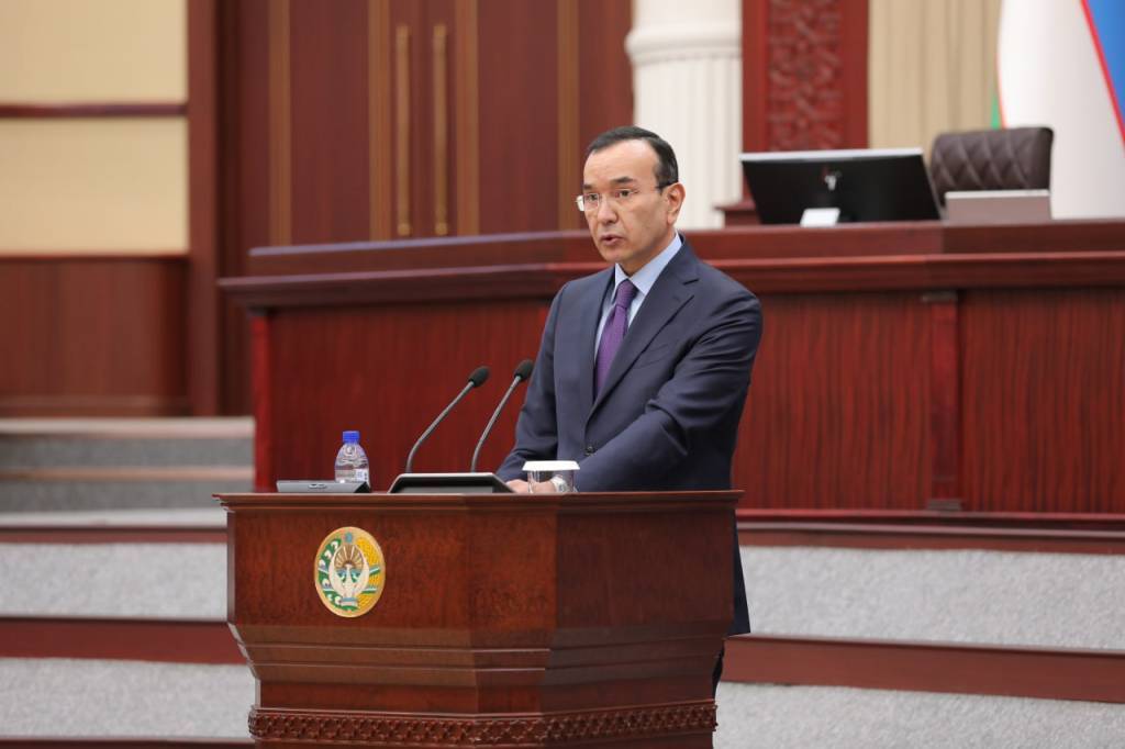 Министр культуры ответил на вопросы депутатов