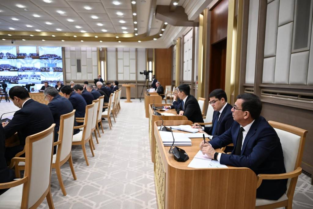 Халқ қабулхоналари бўйича янги тизим қандай ишлаши Қарши шаҳри мисолида тушунтириб берилди