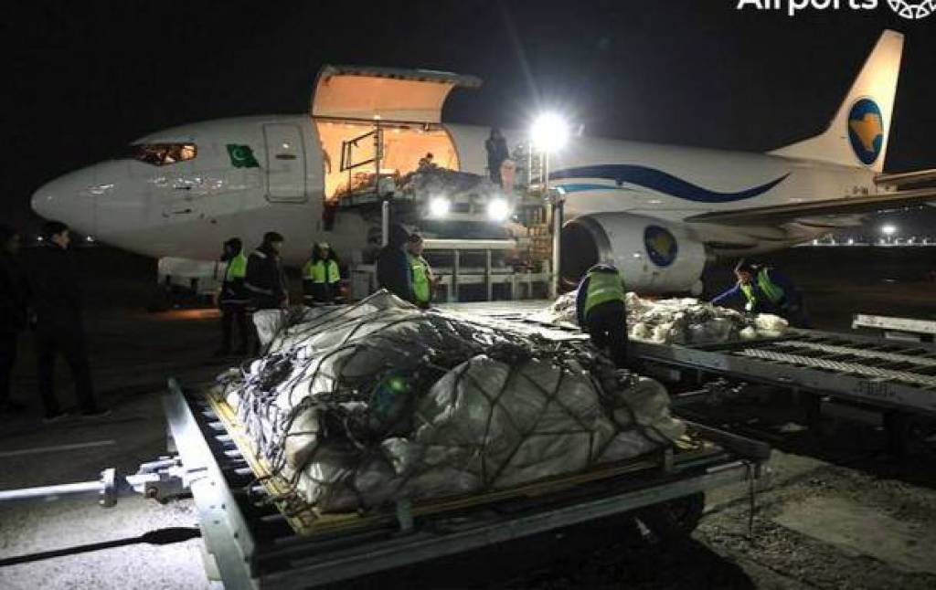 Ўзбекистон ва Покистон ўртасида биринчи чартер юк рейси амалга оширилди
