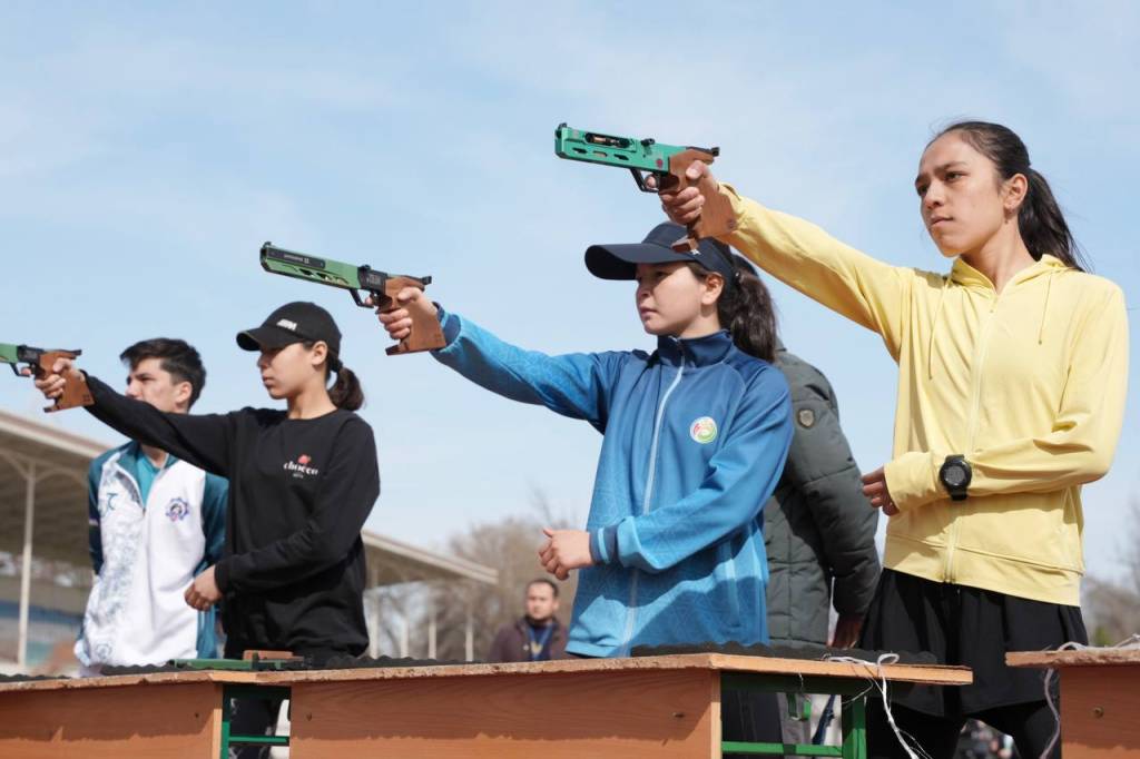 全国锦标赛决出了强者