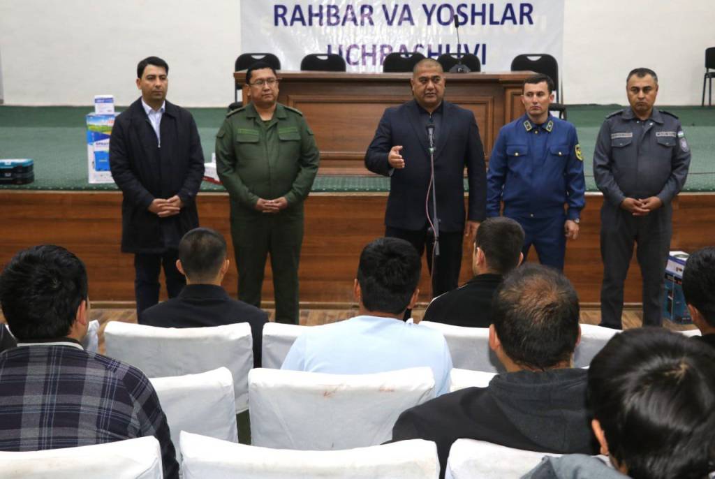 Sho‘rchida  “Rahbar va yoshlar uchrashuvi” bo‘lib o‘tdi