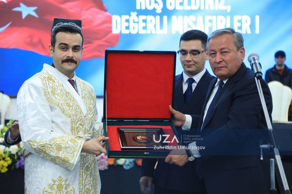 Туркиялик меҳмонларга эҳтиром кўрсатилди