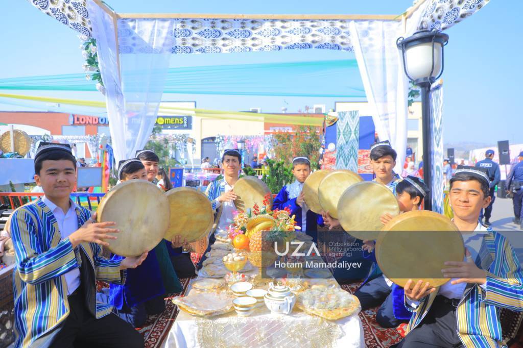 Торжества продолжаются