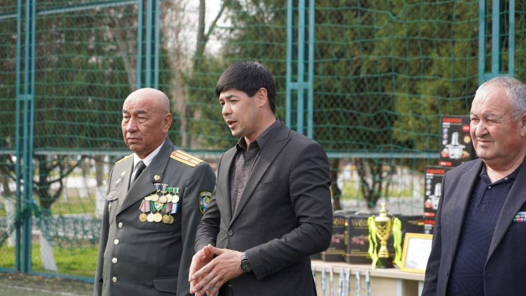 Mini futbolda o‘zaro bellashishdi