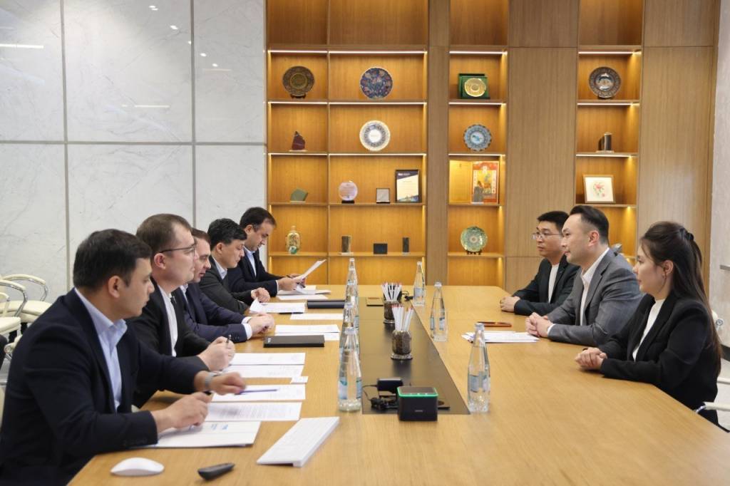 International collaboration in processing technogenic waste