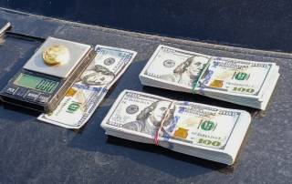 Ноқонуний олтин савдоси билан боғлиқ ҳолатлар аниқланди