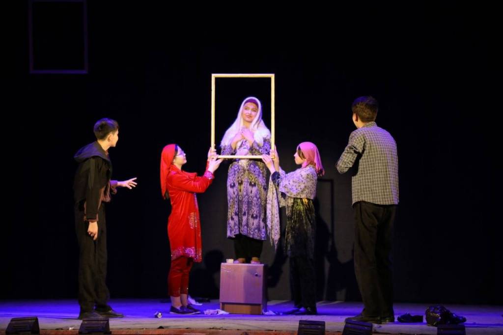 Teatr – hayot ko‘zgusi