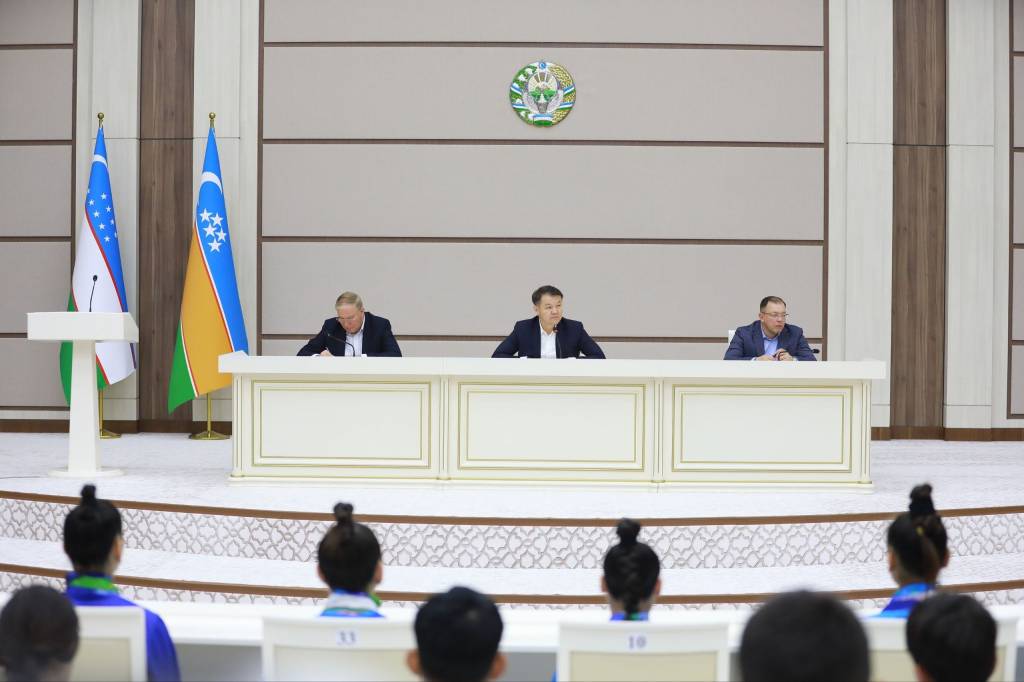 Спортчи ёшлар билан учрашув