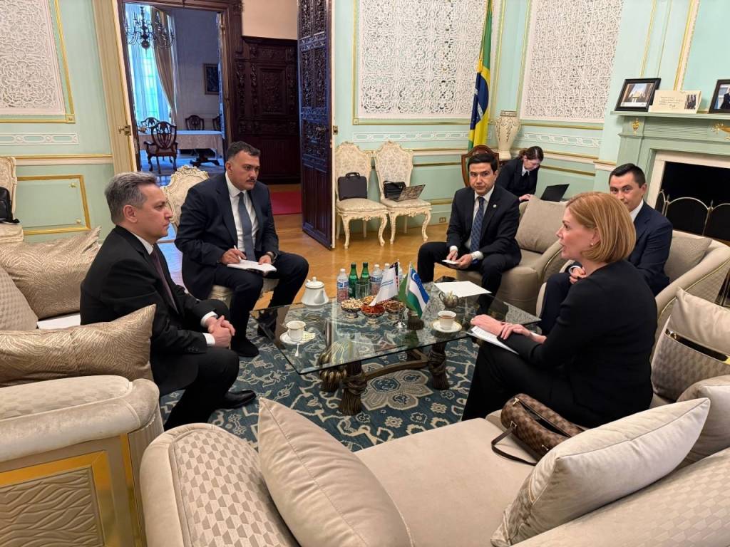 Булутли технологиялар бўйича ҳамкорлик масалалари кўриб чиқилди