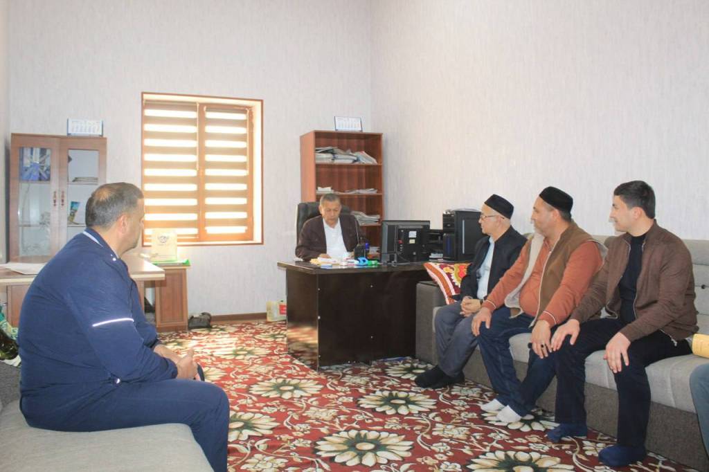 Депутат сайловчилар муаммоларини ўрганди