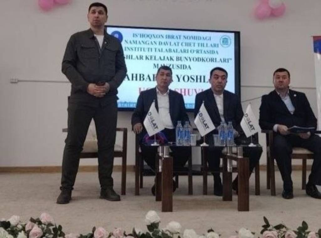 Yoshlar bilan muloqot