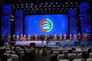 Ўзбек ва тожик санъаткорларининг дўстлик кечаси