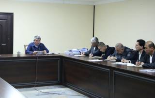 Ишлар танқидий-амалий руҳда таҳлил қилинди