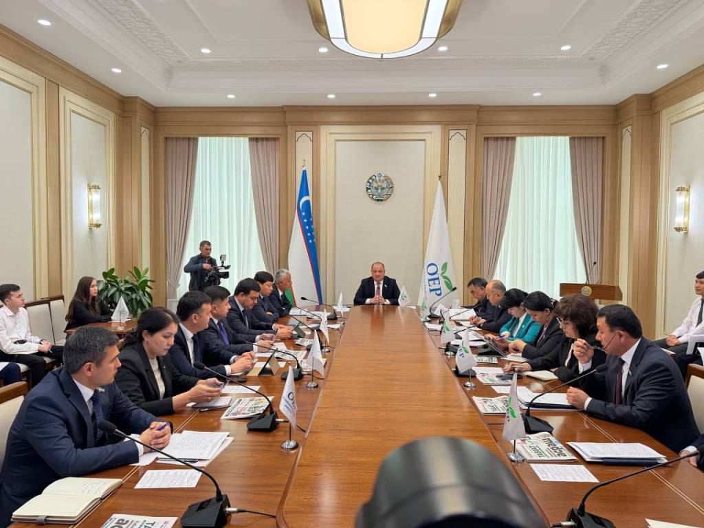 Депутаты встретились с избирателями