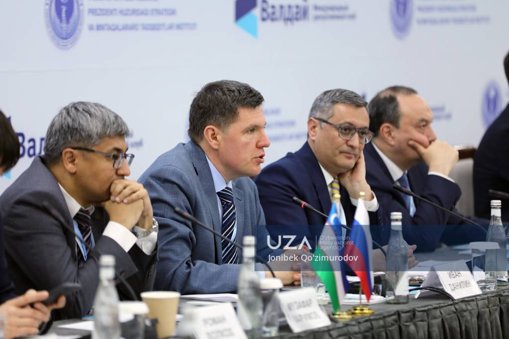 Обсуждаются важные вопросы сотрудничества