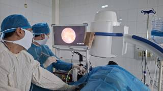 Ҳудудларда тиббий кўрик ва мураккаб жарроҳлик амалиётлари ўтказилмоқда