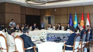 Марказий Осиё ва Европа парламентлари ҳамкорлиги кучаяди