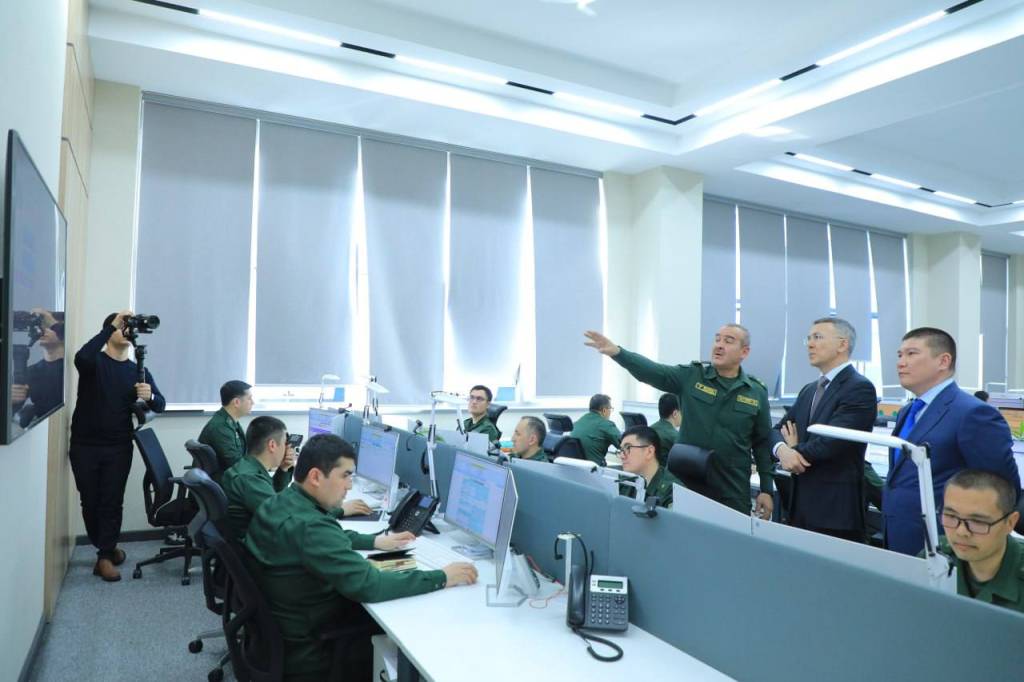 Qozog‘iston delegatsiyasi O‘zbekistonda bojxona va transport tizimini o‘rgandi