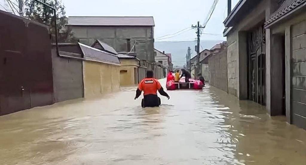 Dog‘istonda toshqin: 40 ga yaqin uy suv ostida qoldi