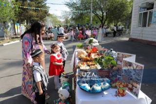 Боғчада Наврўз шодиёнаси