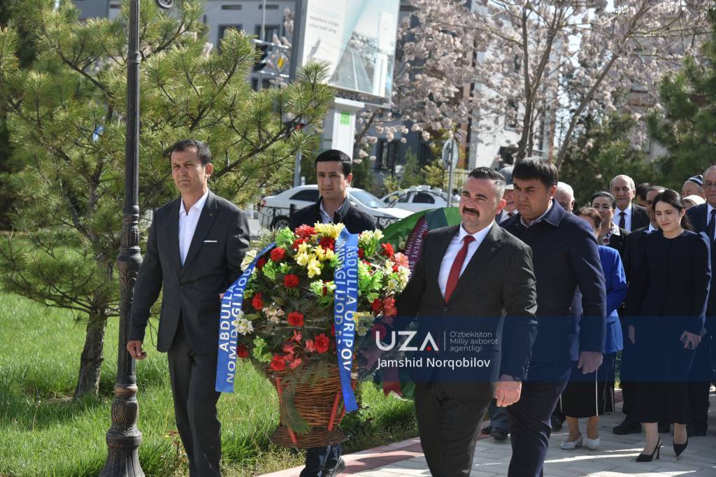 Ijod maktabida xalqaro ilmiy konferensiya