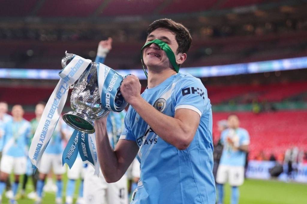 Abduqodir Husanov “Manchester Siti”da mart oyining eng yaxshi futbolchisi deb topildi