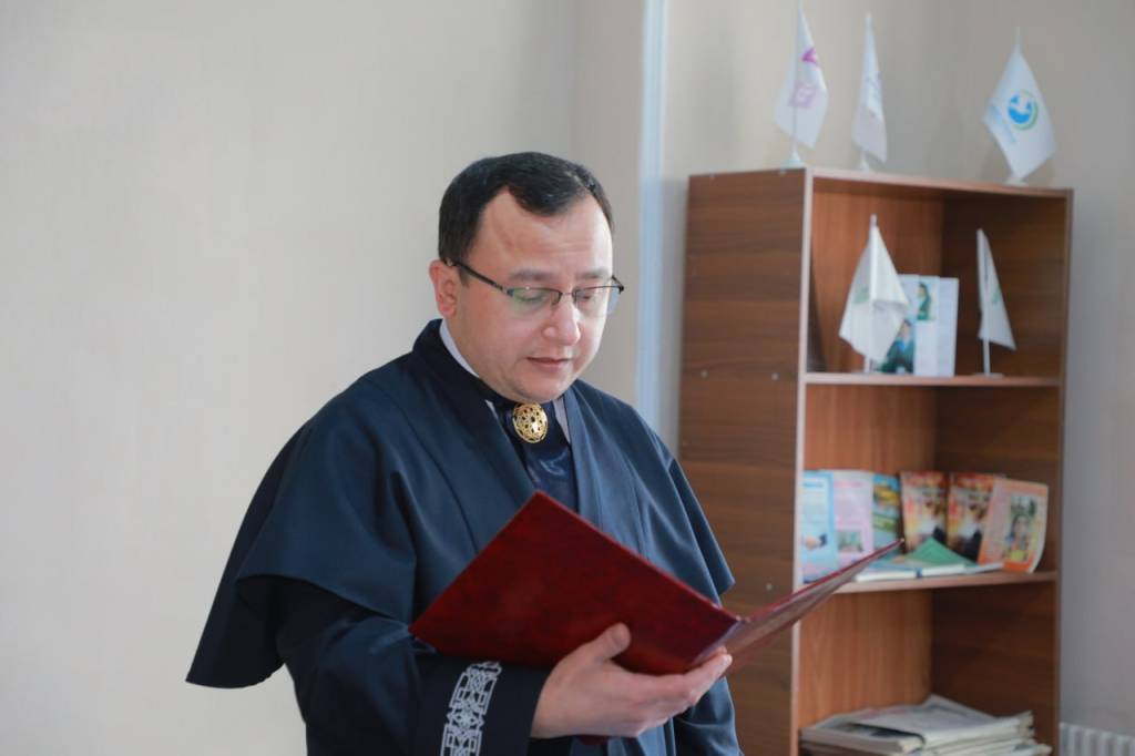 Сайёр судда муҳим қарорлар қабул қилинди