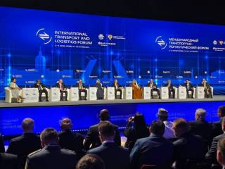 Начался международный форум по транспорту и логистике