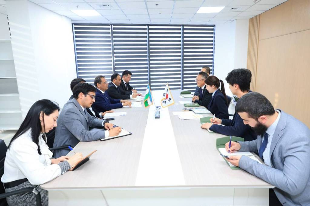 Корея банки билан касбий таълимни модернизация қилиш бўйича қўшма лойиҳага қадам қўйилди