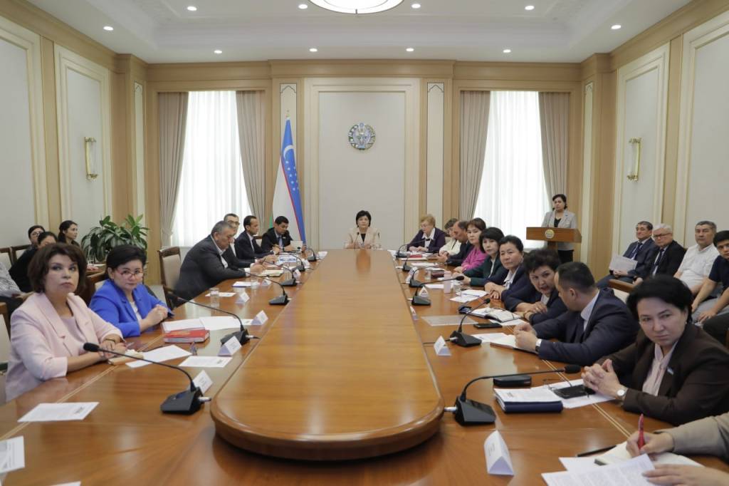 Tibbiy sug‘urta: gematologik va onkogematologik bemorlarni dorilar bilan ta’minlash holati muhokama qilindi