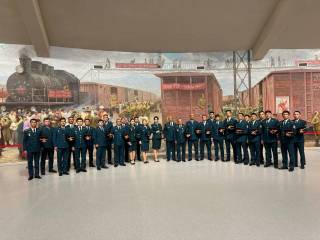 IIB faxriylari va yosh xodimlar birgalikda sayohatga chiqdi