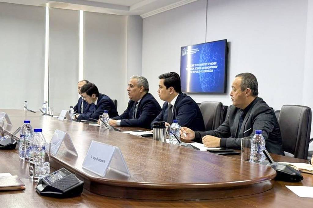 Яримўтказгичлар соҳасида кадрлар тайёрлашда ҳамкорлик масалалари муҳокама қилинди