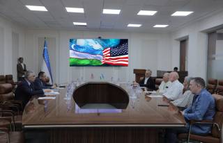 “Вазир ва ёшлар учрашуви”да АҚШлик олимлар билан мулоқот қилинди