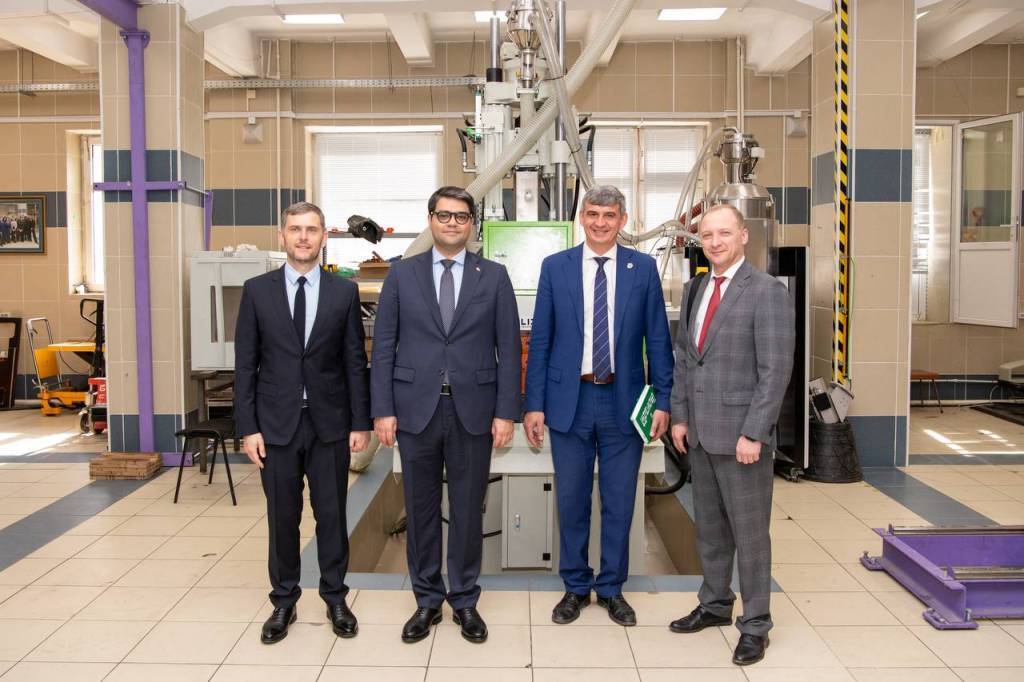 Usbekistan – Tatarstan: Die wissenschaftliche und industrielle Zusammenarbeit im Nuklearbereich nimmt weiter zu