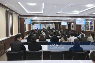 Universitetda uchrashuv