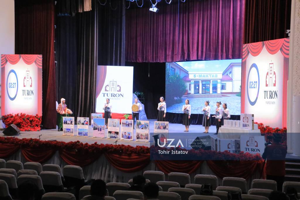 Yosh iste’dodlar sahnada