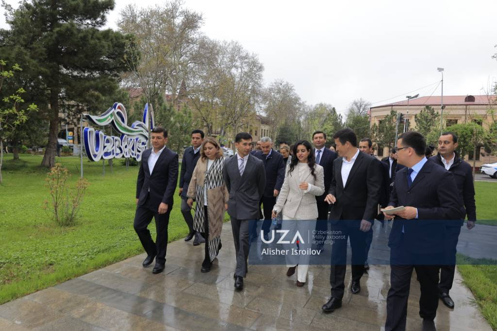 BMT turizm tashkiloti bosh kotibi Samarqandda bo‘ldi